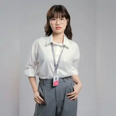 李亮